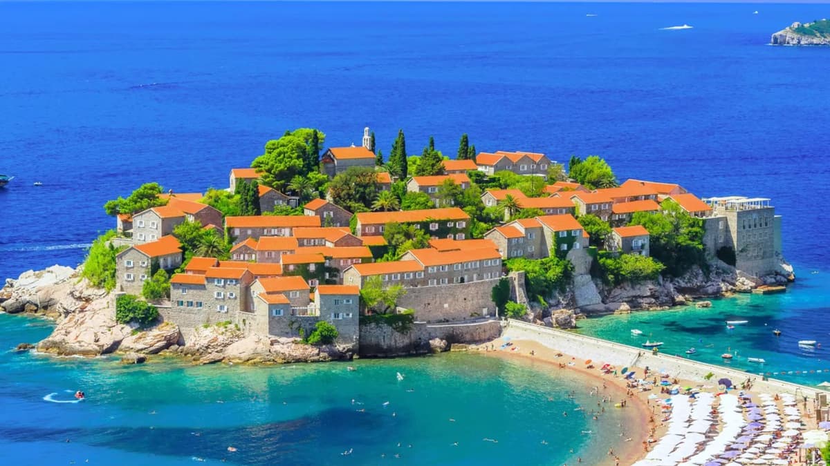 🌊Adriatik sahili sizi gözləyir - indi yerinizi rezerv edin! - view 1